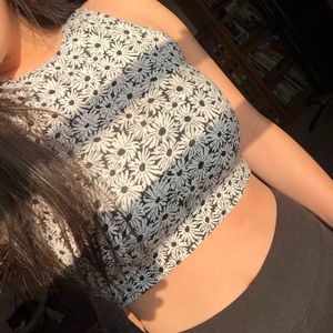 Aeropostale floral crop